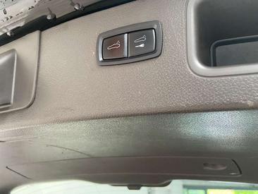 Porsche Macan Electrique S — photo 10