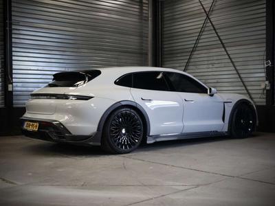 Porsche Taycan 4S