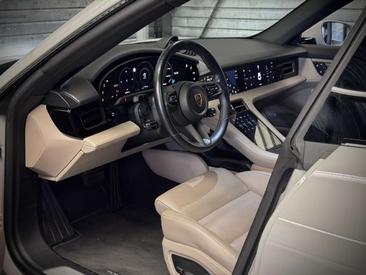 Porsche Taycan 4S — photo 4