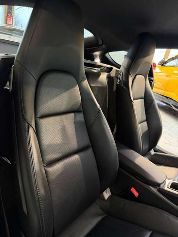 Porsche 718 Cayman — photo 9