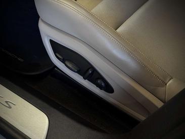 Porsche Taycan 4S — photo 7
