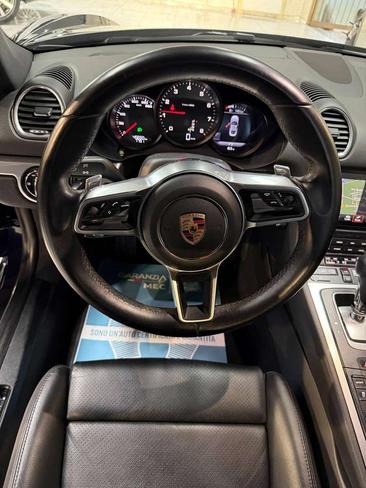 Porsche 718 Cayman — photo 14