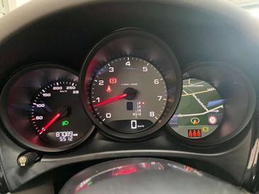 Porsche Macan Electrique S — photo 24