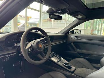 Porsche 992 I GTS — photo 11