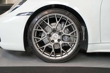 Porsche 992 I Targa 4 — photo 22