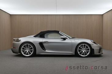 Porsche 718 Boxster Spyder — photo 13