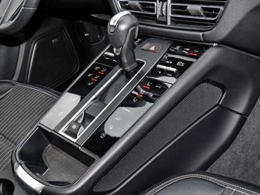 Porsche Macan Electrique T — photo 14