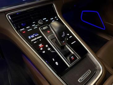 Porsche Panamera II E-Hybrid — photo 42
