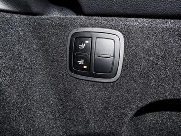 Porsche Macan Electrique T — photo 18