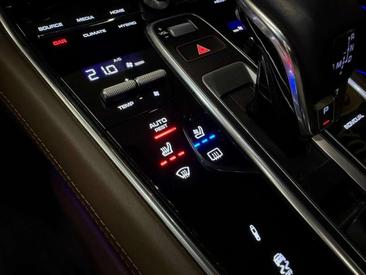 Porsche Panamera II E-Hybrid — photo 47