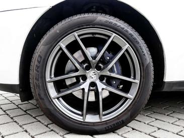 Porsche Macan Electrique T — photo 25