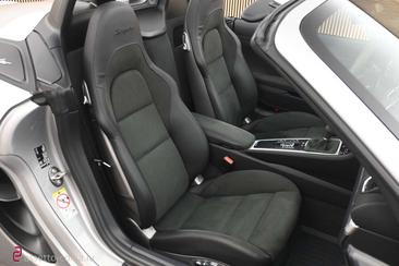 Porsche 718 Boxster Spyder — photo 33