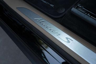 Porsche Macan Electrique S — photo 37