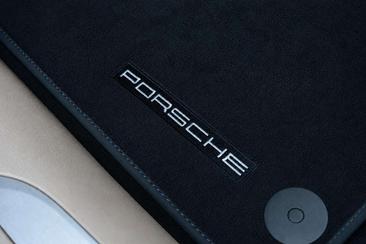 Porsche Macan Electrique S — photo 38