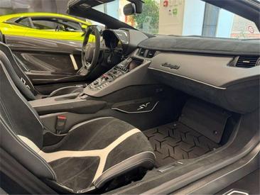 Lamborghini Aventador SV — photo 16