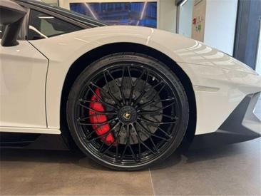 Lamborghini Aventador SV — photo 18