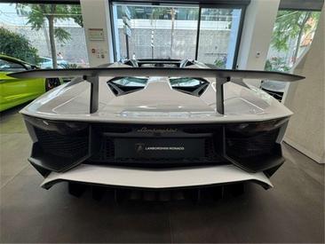 Lamborghini Aventador SV — photo 19