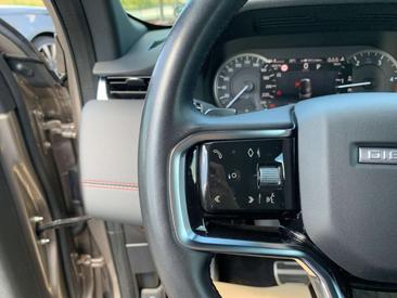 Land Rover Discovery Sport D165 AWD R-DYNAMIC SE SHZ+ACC+LM — photo 17