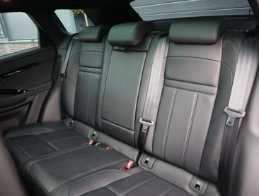 Land Rover Range Rover Evoque P300e PHEV AWD Dynamic HSE — photo 9