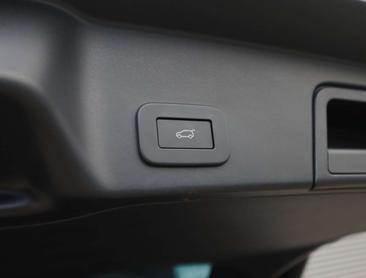 Land Rover Range Rover Evoque P300e PHEV AWD Dynamic HSE — photo 29
