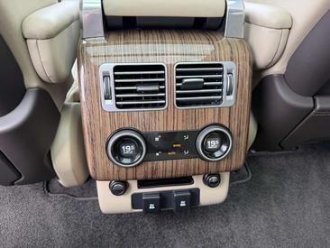 Land Rover Range Rover D275 Vogue — photo 14