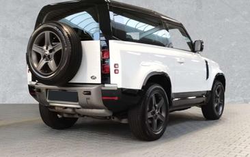 Land Rover Defender 90 X-Dynamic SE 3.0D I6 200 CV AWD Auto — photo 2
