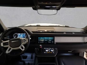 Land Rover Defender 90 X-Dynamic SE 3.0D I6 200 CV AWD Auto — photo 6