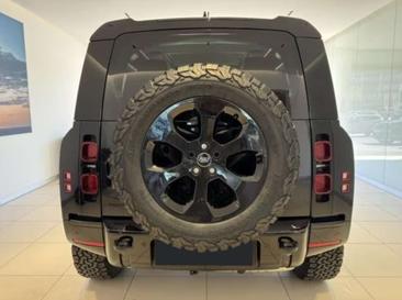 Land Rover Defender 90 X-Dynamic SE 3.0D I6 200 CV AWD Auto — photo 4