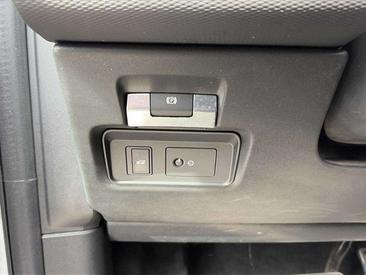 Land Rover Discovery Sport D200 R-Dyn. SE AHK — photo 13