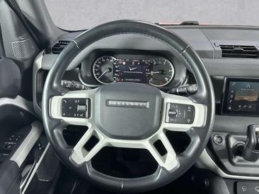 Land Rover Defender 110 D200 SE — photo 12