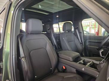 Land Rover Defender 110 X-Dynamic SE Awd 3.0d Mhev 250cv Auto — photo 9