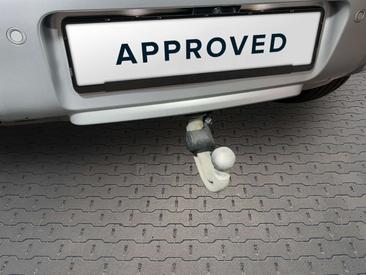 Land Rover Defender 110 D200 SE — photo 17