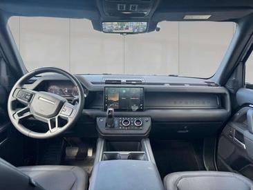Land Rover Defender 110 D250 X-Dynamic SE 7SEATS — photo 3