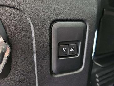 Land Rover Defender 110 X-Dynamic SE Awd 3.0d Mhev 250cv Auto — photo 15