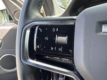 Land Rover Discovery Sport D200 R-Dynamic SE SHZ ACC LED — photo 24