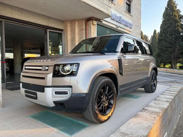 Land Rover Defender 110 SE 3.0D I6 200 CV AWD Auto — photo 3