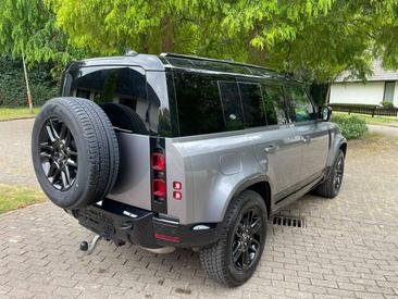 Land Rover Defender 110 X-Dynamic SE 3.0 D MHEV D250 — photo 6