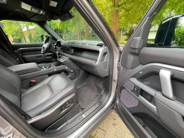 Land Rover Defender 110 X-Dynamic SE 3.0 D MHEV D250 — photo 10