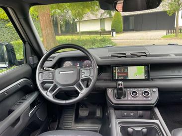 Land Rover Defender 110 X-Dynamic SE 3.0 D MHEV D250 — photo 11