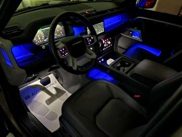 Land Rover Defender 110 SE 3.0D I6 200 CV AWD Auto — photo 20