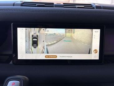 Land Rover Defender 110 SE 3.0D I6 200 CV AWD Auto — photo 36