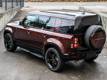 Land Rover Defender 110 D300 MHEV — photo 5