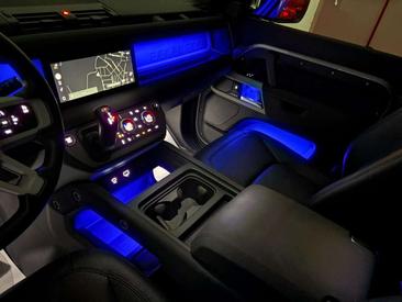 Land Rover Defender 110 SE 3.0D I6 200 CV AWD Auto — photo 45