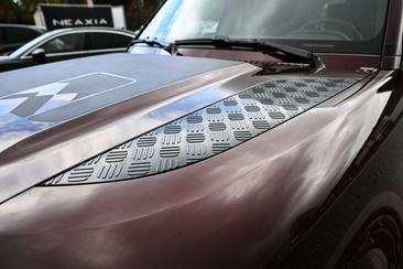 Land Rover Defender 110 D300 MHEV — photo 22