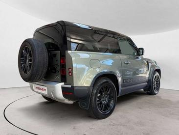 Land Rover Defender 90 X-Dynamic SE 3.0d I6 Mhev — photo 5