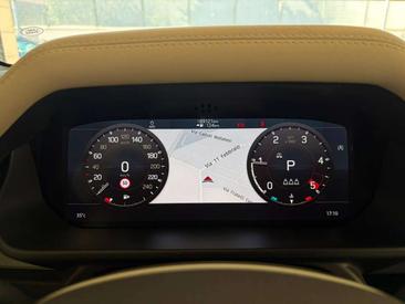 Land Rover Defender 90 X-Dynamic SE 3.0d I6 Mhev — photo 14