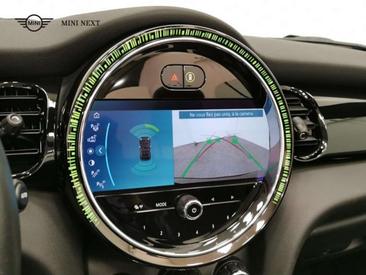 Mini Cooper E — photo 18