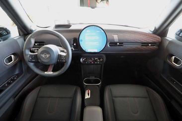 Mini Cabrio JCW Cooper — photo 19