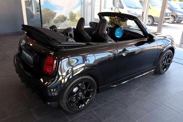Mini Cabrio JCW Cooper — photo 24
