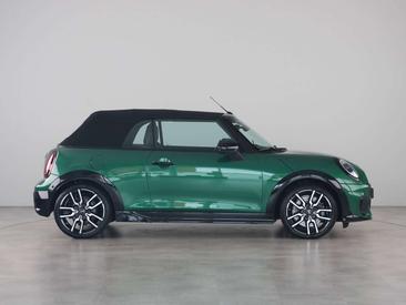 Mini Cabrio John Cooper Works — photo 6